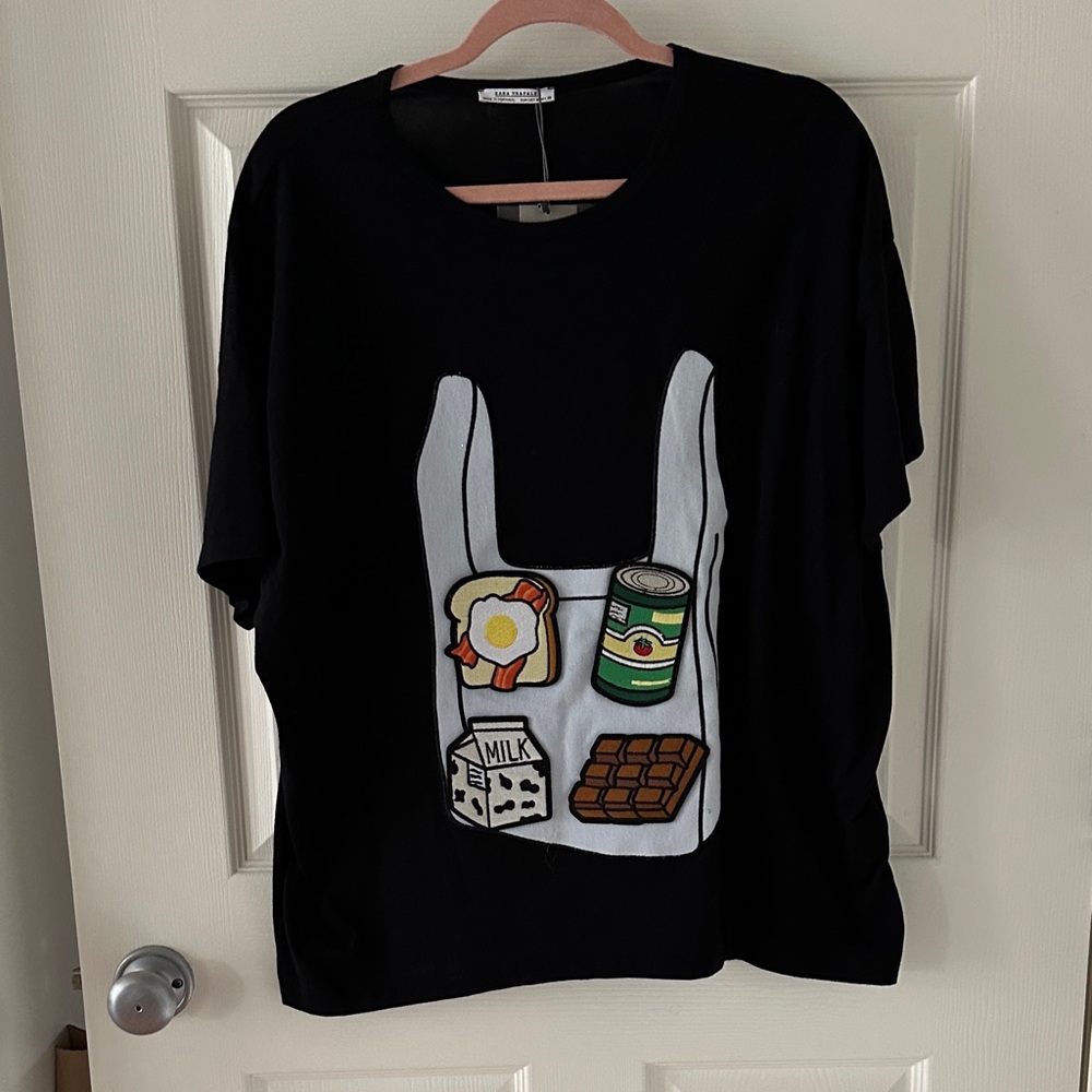 Zara Street Style Black Graphic T-Shirt with 3D Grocery Bag Patch Design